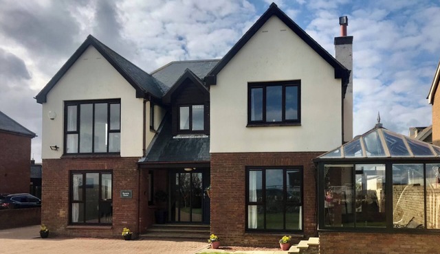 4 bedroom accommodation in Seahouses