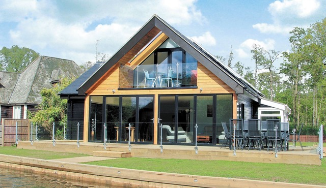 4 bedroom accommodation in Hoveton, near Wroxham
