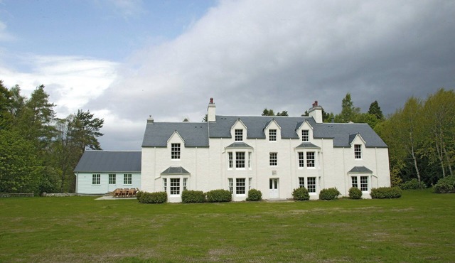 9 bedroom accommodation in Pitlochry