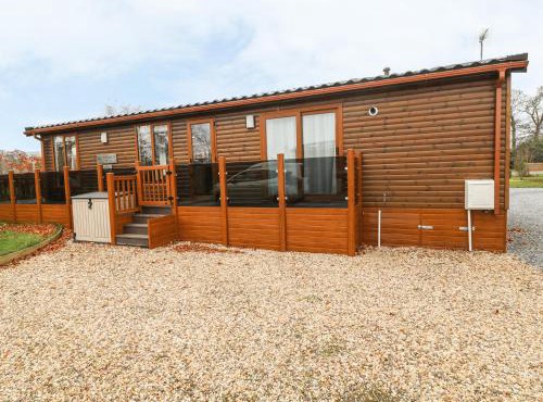 Avonal Lodge 24