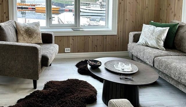 Charming & modern seaside house in Valsøyfjord