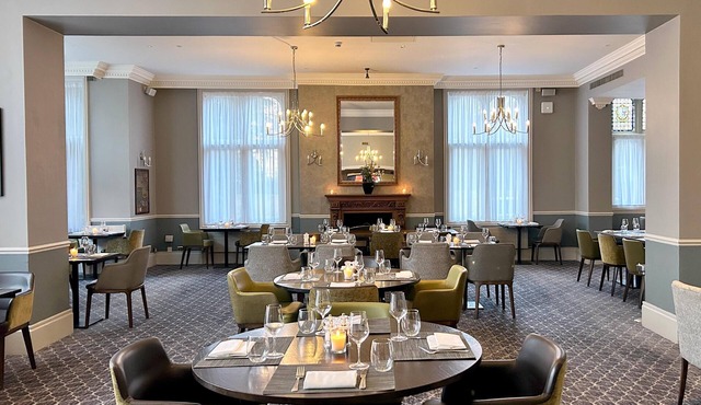 DoubleTree by Hilton St. Anne's Manor