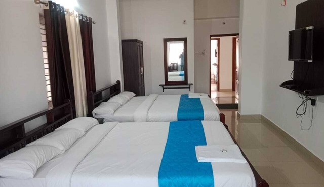 Hotel Blue Rays