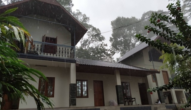 MUNNAR CARDAMOM FOREST ESTATE 3BHK ENTIRE BUNGLOW