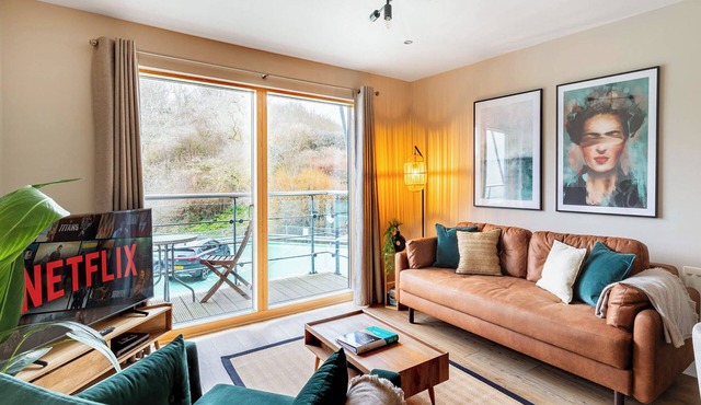 North Bay Sands Apartment 1-UK2629