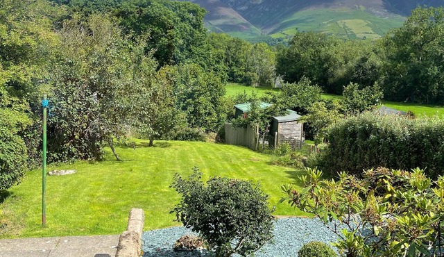 Roslin - a cottage that sleeps 4 guests in 2 bedrooms