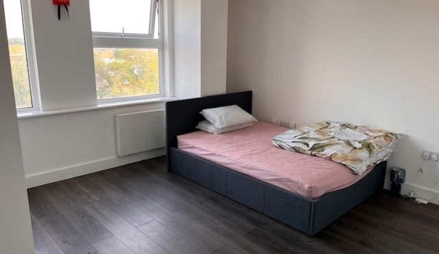 Self Contained Studio Flat