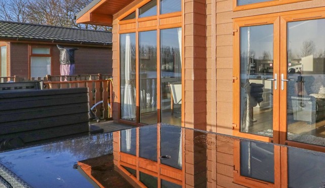 Shore Beats Work, South Lakeland Leisure Village