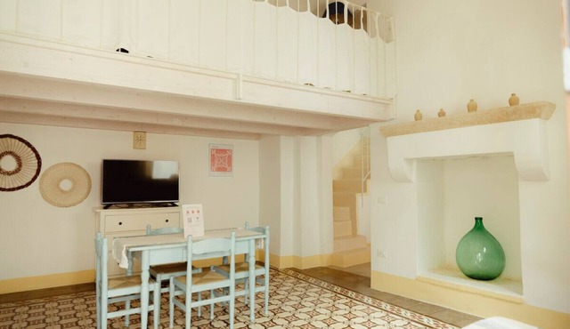 Traditional house with terrace in the heart of Castrignano del Capo