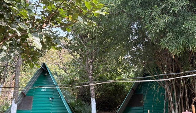 Uddibaba Farm Camp and Cafe