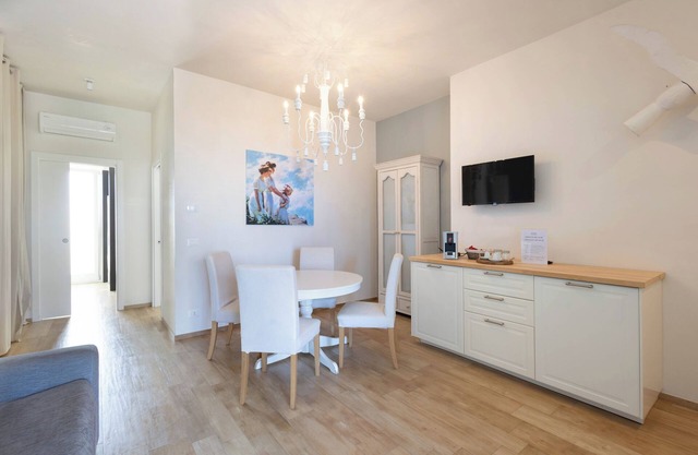 Don Onofrio Holiday House - app.to Domitilla