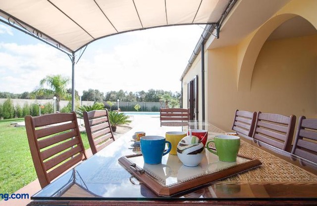Meadow luxury villa
