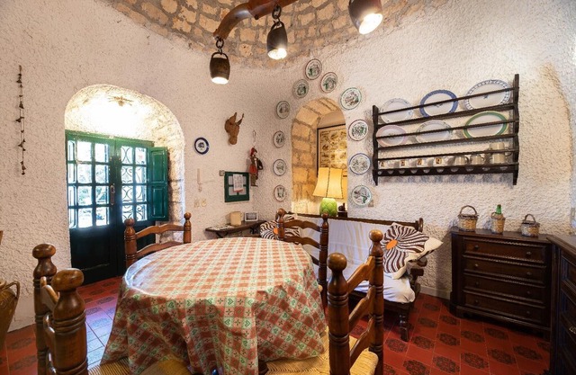 Tenuta Selva Regina - Seven Bedroom Villa, Sleeps 12