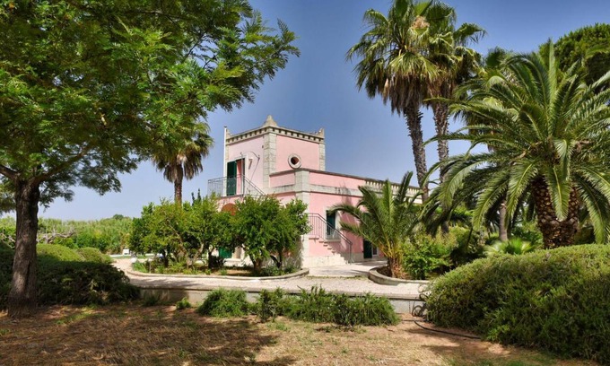 Cutrofiano House | 100 m² House ∙ 3 bedrooms ∙ 6 guests