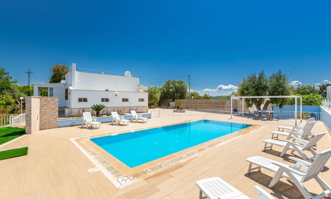 Fumarola Villa | 180 m² Villa ∙ 4 bedrooms ∙ 8 guests