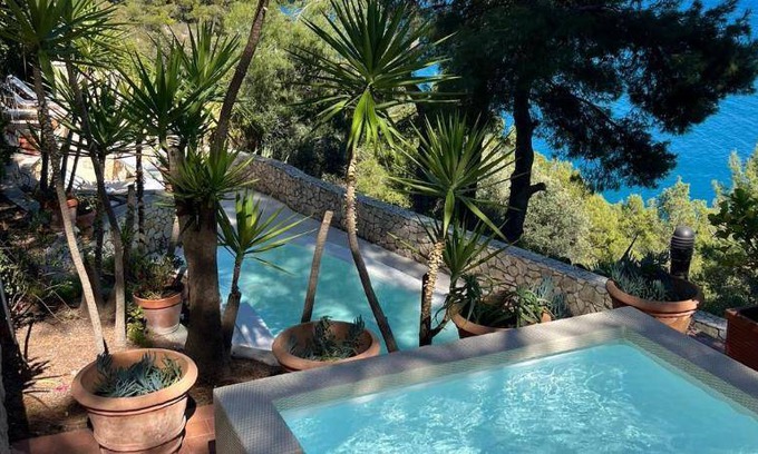 Vieste Resort | 250 m² Resort ∙ 4 bedrooms ∙ 8 guests