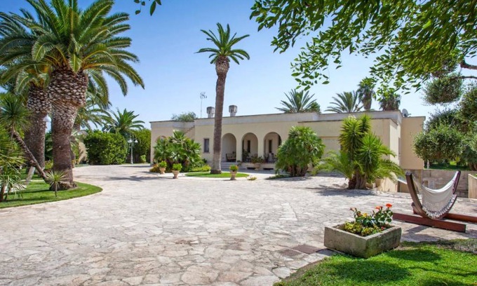 Nardo House | 400 m² House ∙ 4 bedrooms ∙ 10 guests