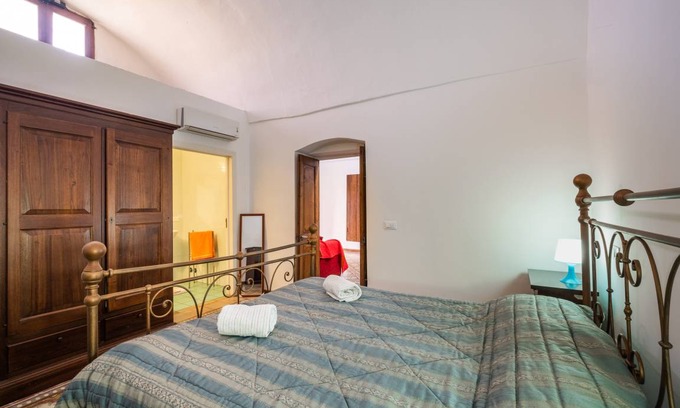 Centro Storico Apartment | 50 m² Apartment ∙ 2 bedrooms ∙ 4 guests
