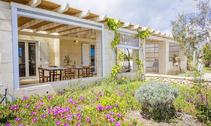Otranto Villa | 50 m² Villa ∙ 1 bedroom ∙ 4 guests