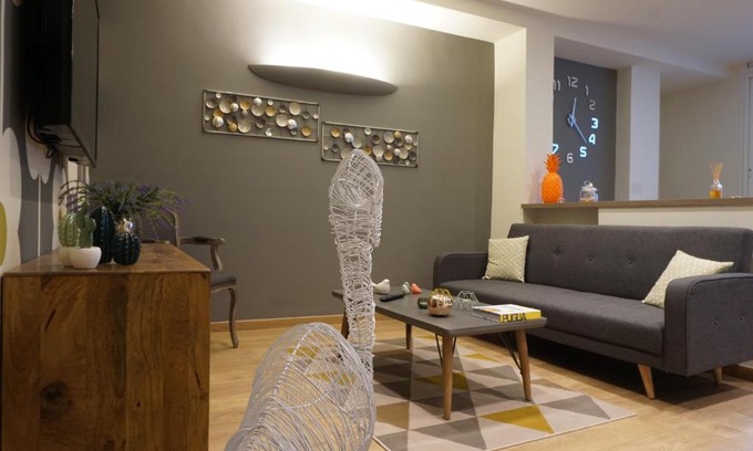 Bari City Centre Apartment | 70's Luxury Cavour