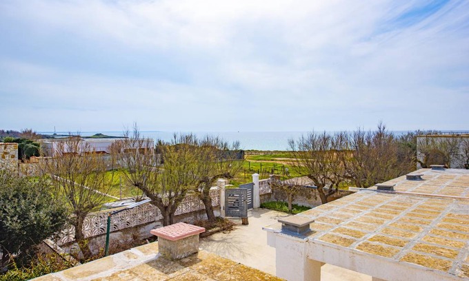 Torre Castiglione House | 85 m² House ∙ 3 bedrooms ∙ 7 guests