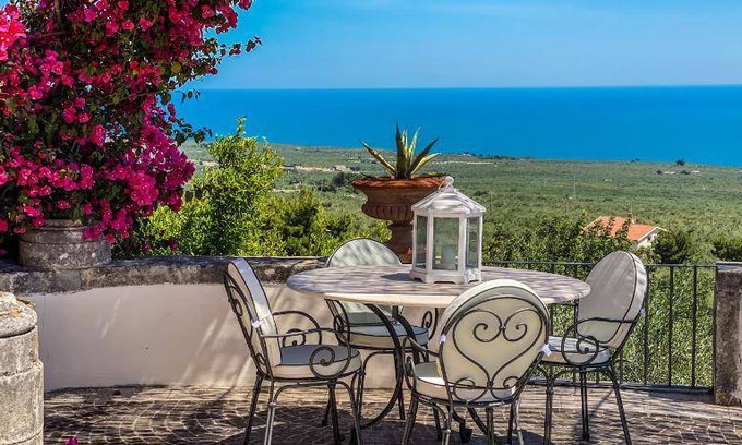 Monte Sant'Angelo Apartment | 90 m² Apartment ∙ 4 guests