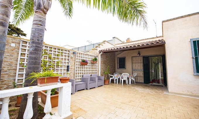 La Strea House | 90 m² House ∙ 3 bedrooms ∙ 4 guests