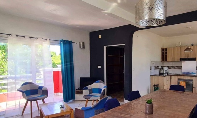 Mahajanga Apartment | Apartment F4 PARIS -piscine -terrasse -coin barbecue, quiet and secure setting
