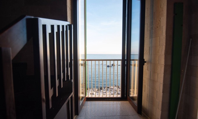 Molfetta Apartment | Aquamarine