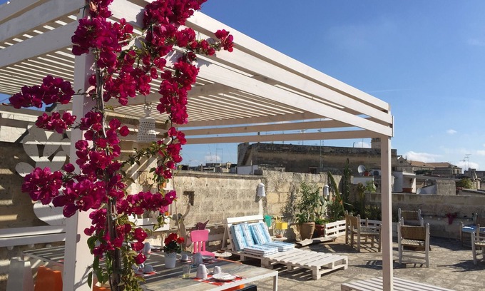 Lecce Historic Center Bed & Breakfast | B & B Le Giravolte Historical Center Lecce