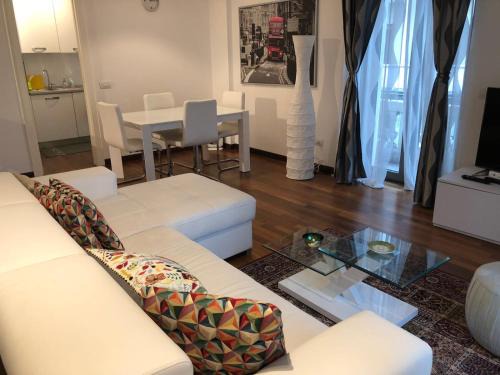 Bari City Centre Apartment | Berga Exclusive Suite