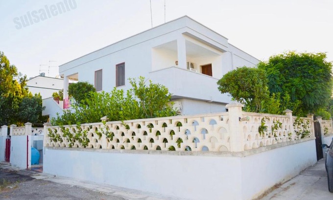 Lido Marini House | Casa Vacanza BERMUDA