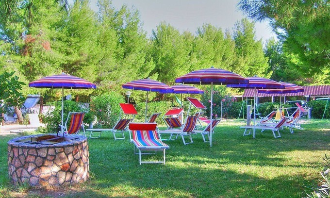 Defensola House | Casa Vea A: A welcoming apartment situated at a short distance from the beach, with Free WI-FI.