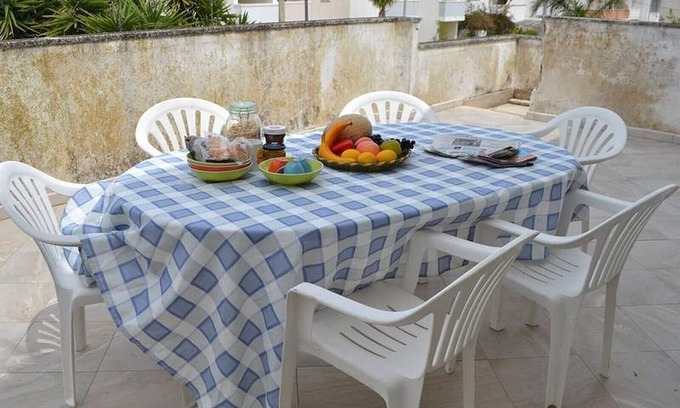 San Foca Apartment | Charming Holiday Home Near The Beach With A Terrace, Parking Available, Pets