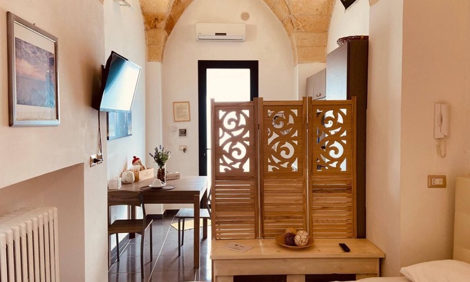 Lecce Historic Center House | Dimora Giulietta Standard Apartment