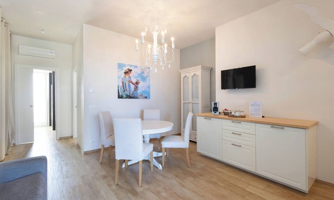 Macchia di Monte Bed & Breakfast | Don Onofrio Holiday House - app.to Domitilla