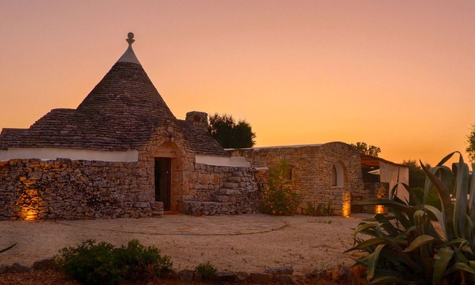 Ceglie Messapica Villa | Exclusive charming residence with private salt pool in Puglia