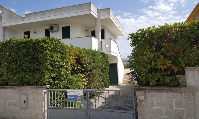 Torre dell'Orso House | Grazioso appartamento con giardino 10