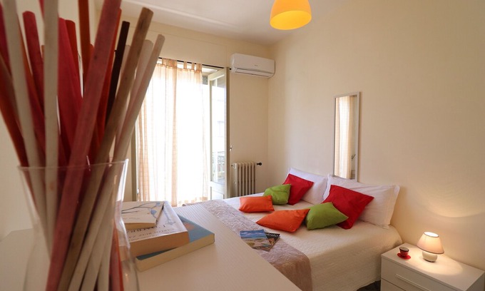 Otranto Apartment | Holiday Apartment with Wi-Fi, Air Conditioning and Balcony; Parking available; Pets allowed