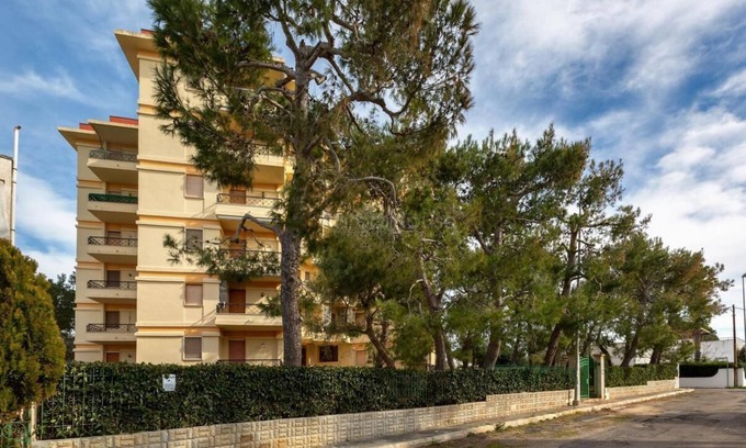Scala di Furno House | Holiday Home 'The Sunrise Attico Panoramico' with Sea View, Wi-Fi and Air Conditioning