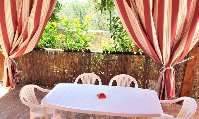 Torre San Giovanni House | Homerez - House 700 m away from the beach for 4 ppl. at Torre San Giovanni