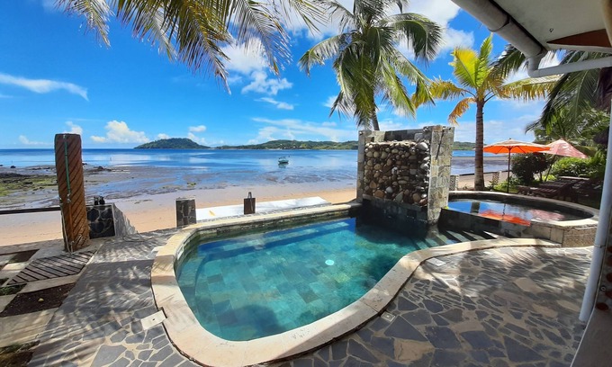 Ambaro House | Jazzybeach Hotel