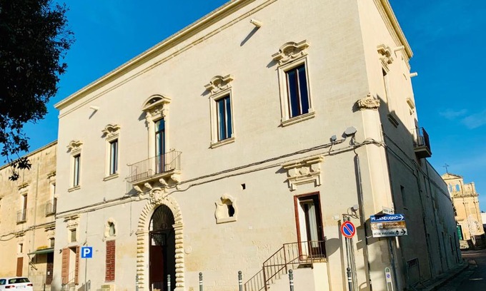 Vernole House | La Dimora Del Barone