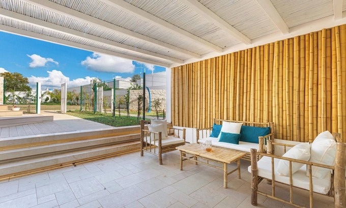 Torre Lapillo House | Marelux Tripla Luxury con Jacuzzi e Patio