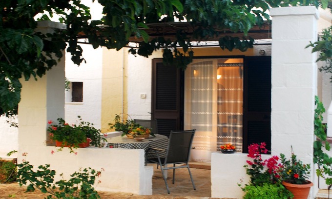 Fasano House | Old stables in historic farmhouse in panoramic position between sea and hills