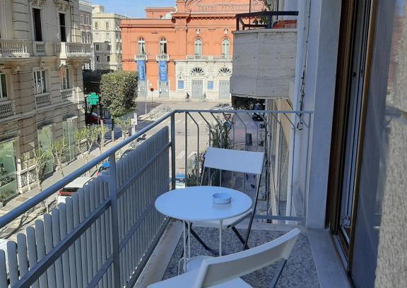 Bari City Centre Apartment | Spazio Sette a vista sul teatro Petruzzelli