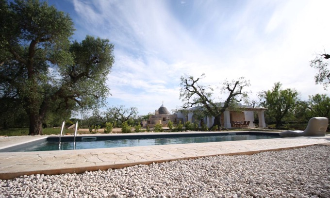 San Vito dei Normanni Villa | Trullo Sunrise with salt water swimming pool