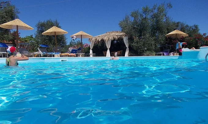 Peschici Apartment | Vacation Homes La Paloma with 2 Pools in 3-room apartment 4 seats with 2 bedrooms