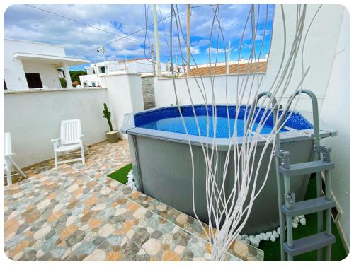 Torre Santa Sabina Villa | villa adua