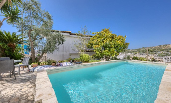Castro Marina Apartment | Villa Blu La Patronale